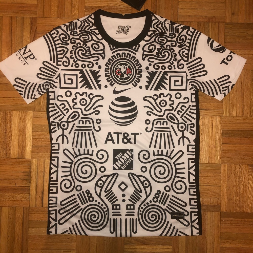 NWOT Club America Soccer Jersey